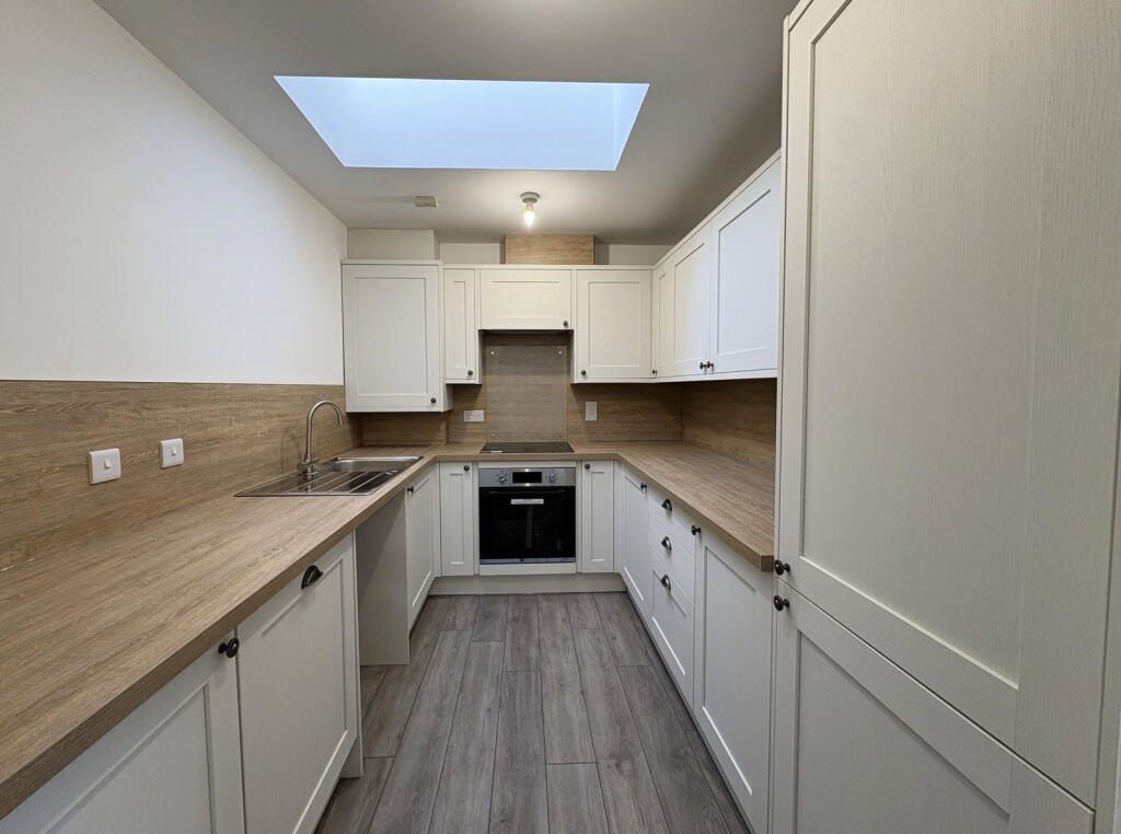 House in Plymouth - View 3