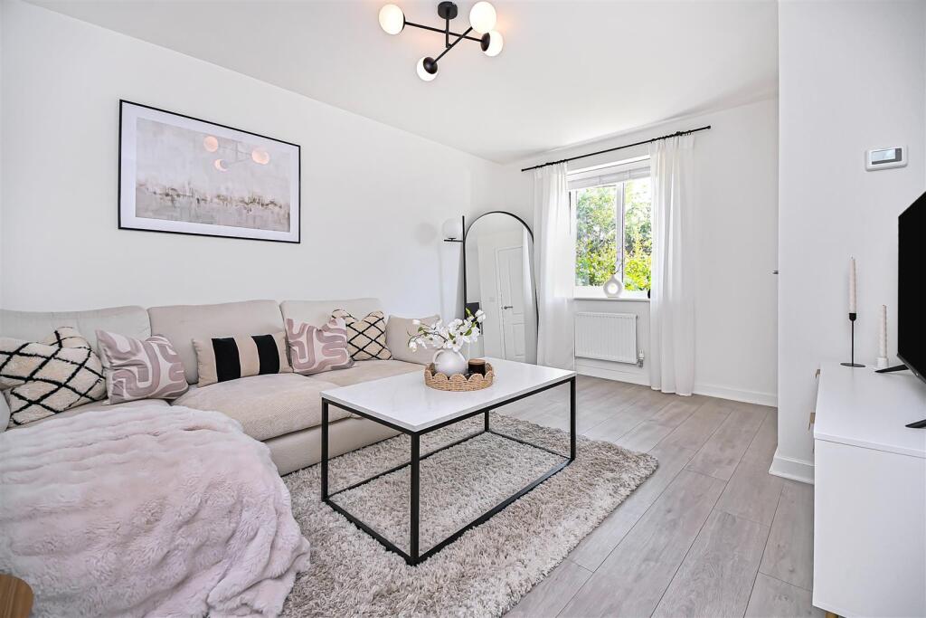 House in Wigan, Waterside Point, Bedford - View 3