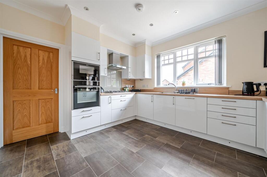 Keekle Meadows Road, Cleator Moor, CA25 photo 2