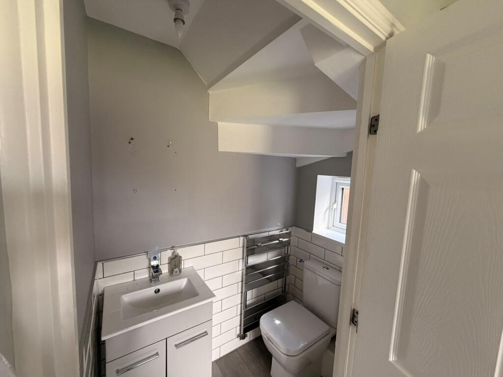 House in Doncaster, Cantley - View 5