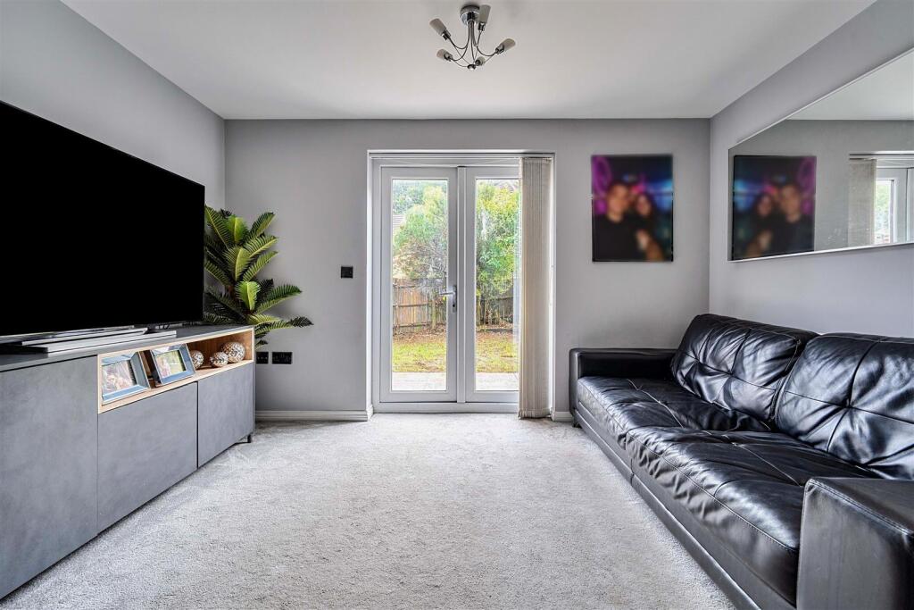 House in Portsmouth - View 4