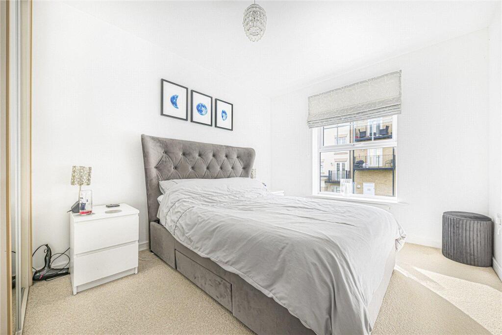 Renwick Drive, Bromley - View 4