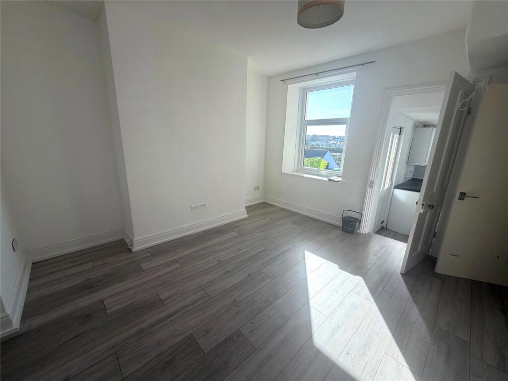 House in Swansea - View 4