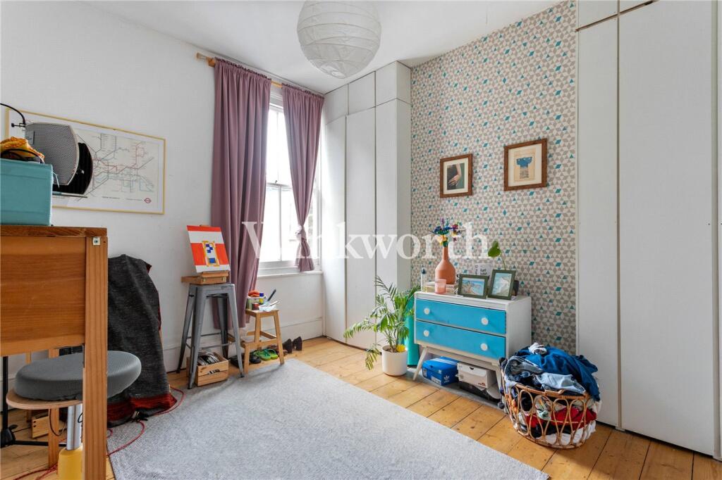 Apartment in London - View 5