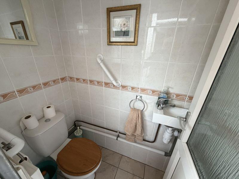 House in Dartford - View 5