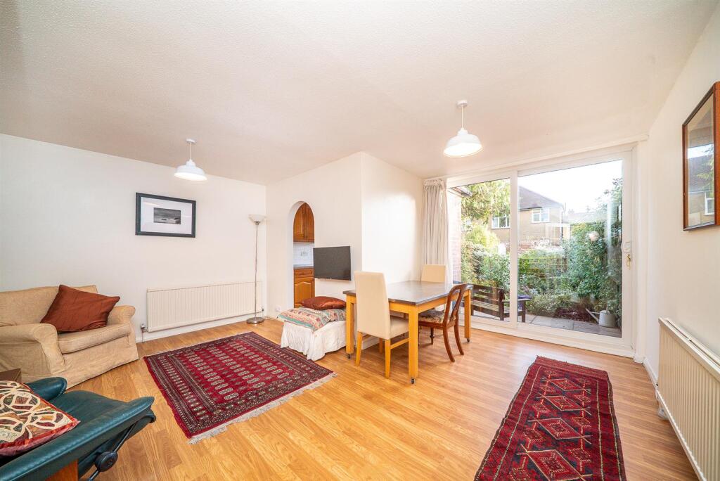 House in St Albans - View 2