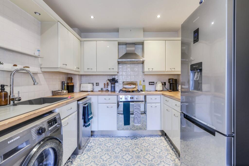 Apartment in Leeds - View 5