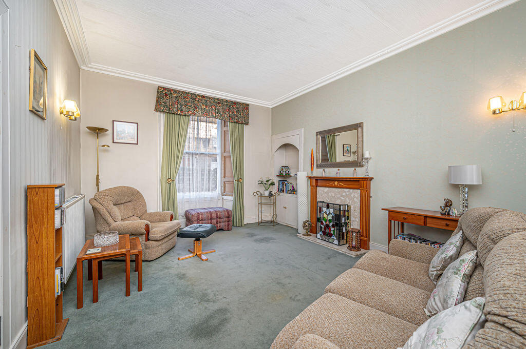Apartment in Kirkcaldy, Linktown - View 2