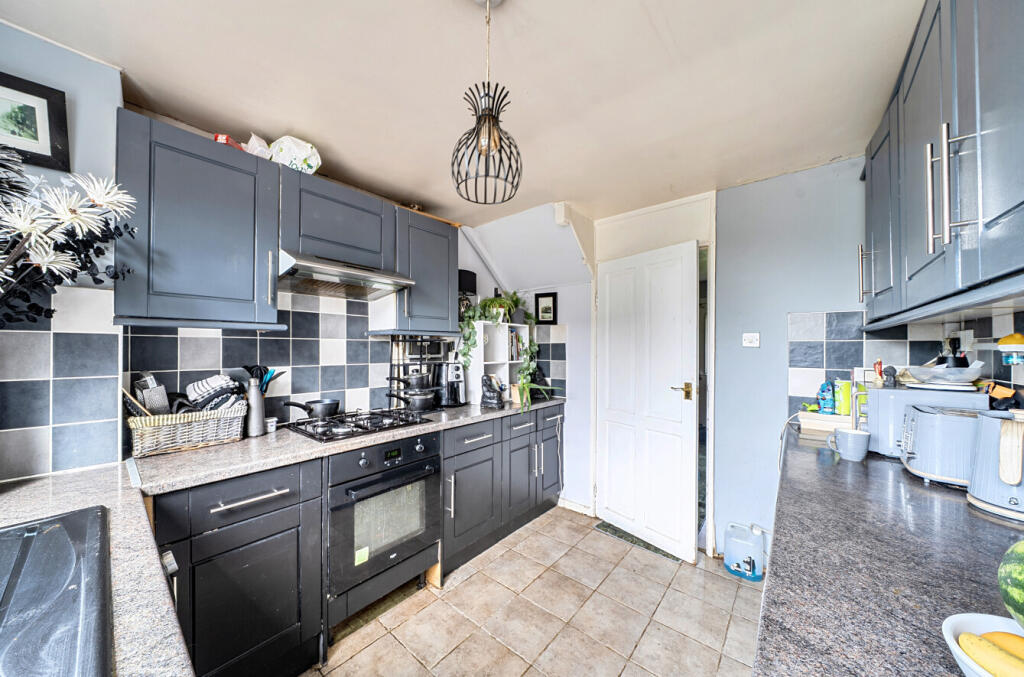 House in Southampton - View 3