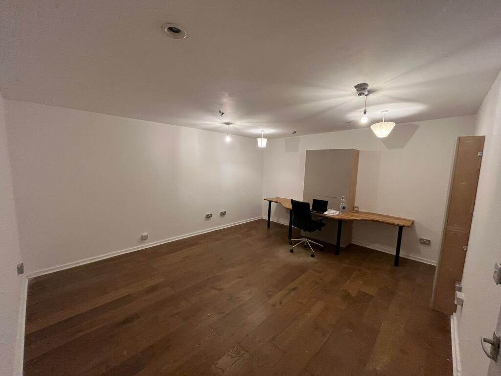  Music Studio 08