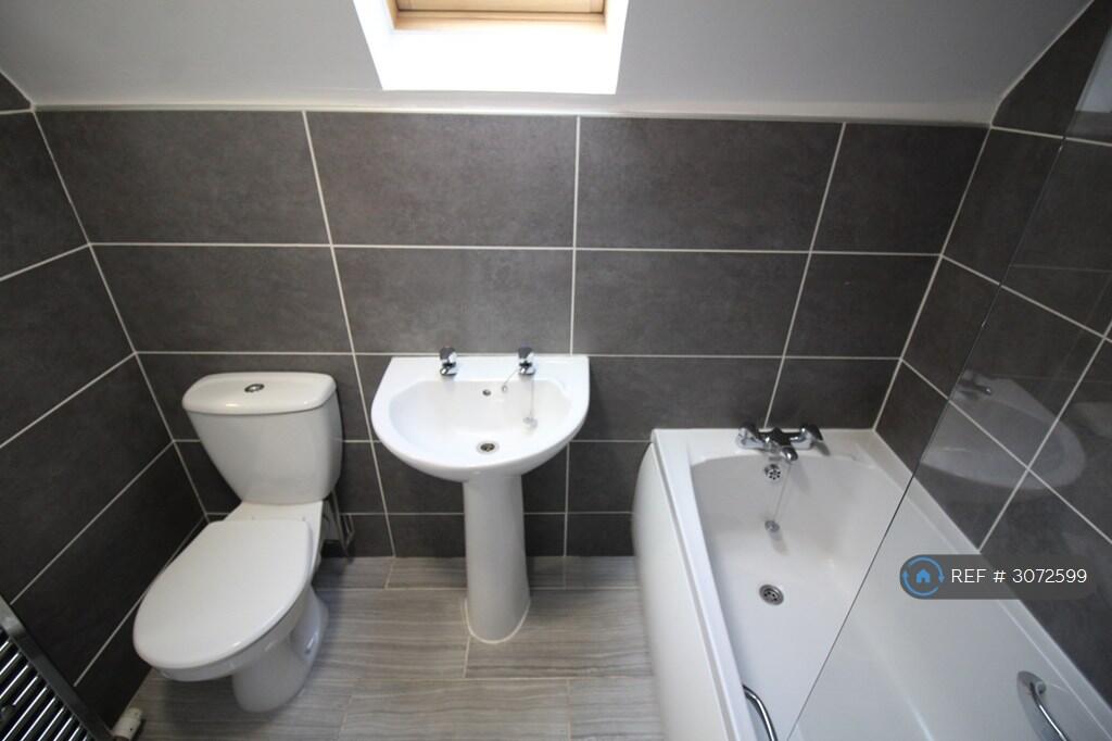 House in Motherwell - View 2