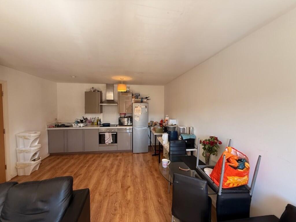 Apartment in Salford, Ordsall - View 5