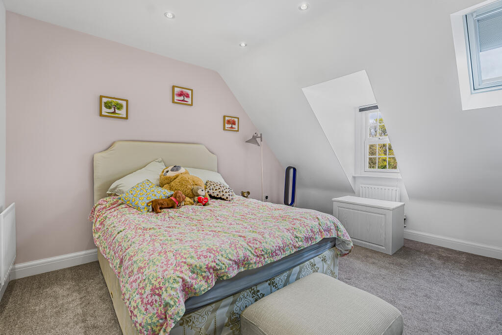 Additional image 6 of Boyes Crescent, London Colney, AL2