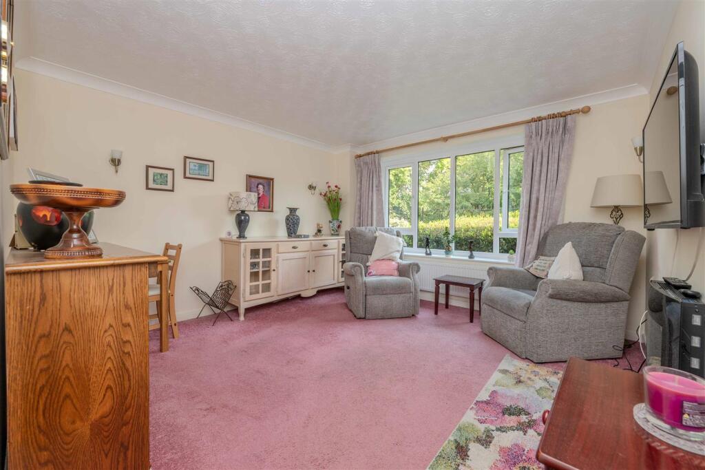 Additional image 2 of Chestnut Walk, Henley-In-Arden