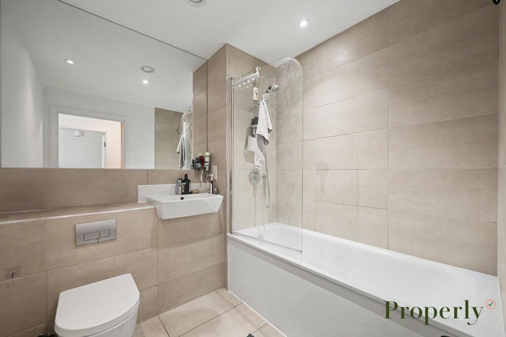 Apartment in London - View 4