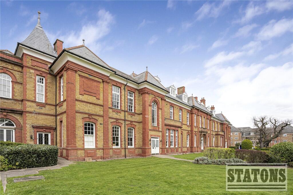 Main image of property: Newsholme Drive, London, N21