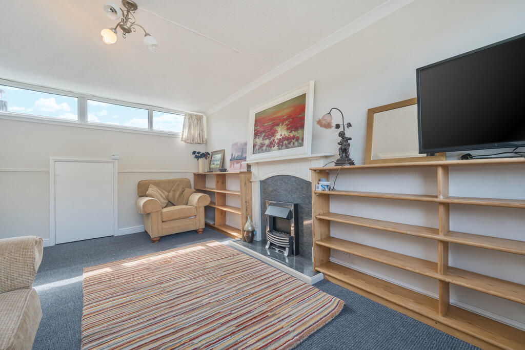 The Cottage Flat, 15 Derby Square, Windermere, Cumbria photo 3