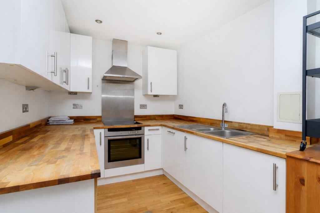 Main image of property: Alscot Road, London, SE1