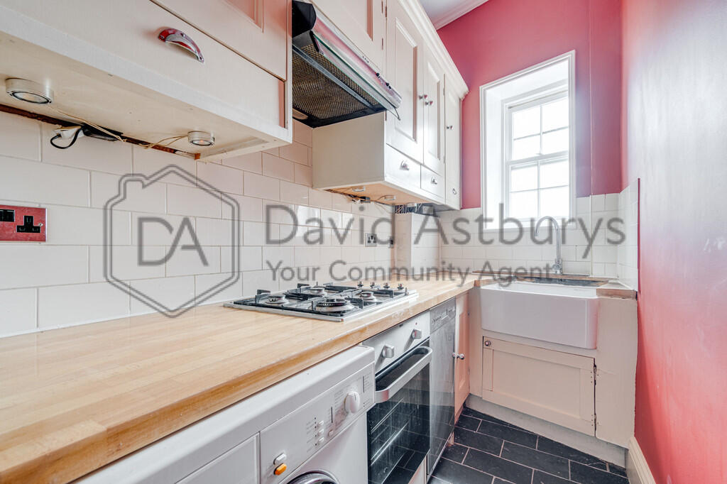Apartment in London, City of Westminster - View 4