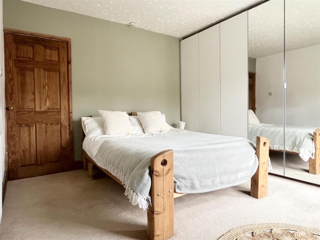House in Crewe - View 4