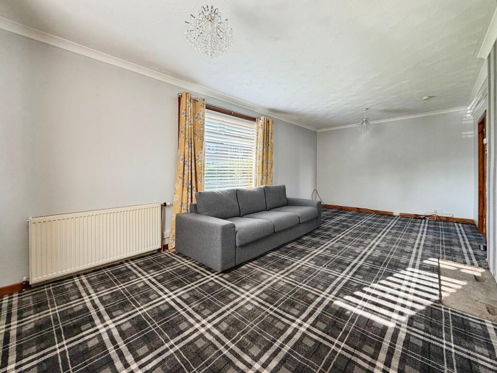 House in Glasgow, Wellmeadow, Auldhouse - View 4