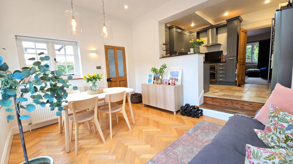 House in Basingstoke and Deane, East Woodhay - View 5