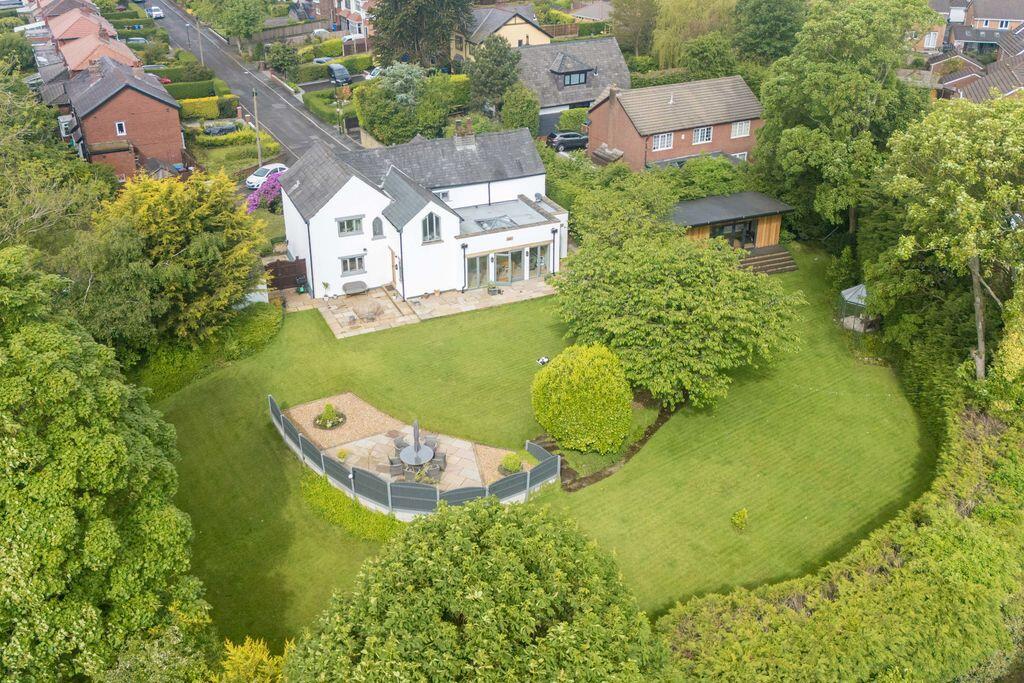 Halliwells Farm, Yarrow Gate, Chorley, PR7 3AZ - View 3