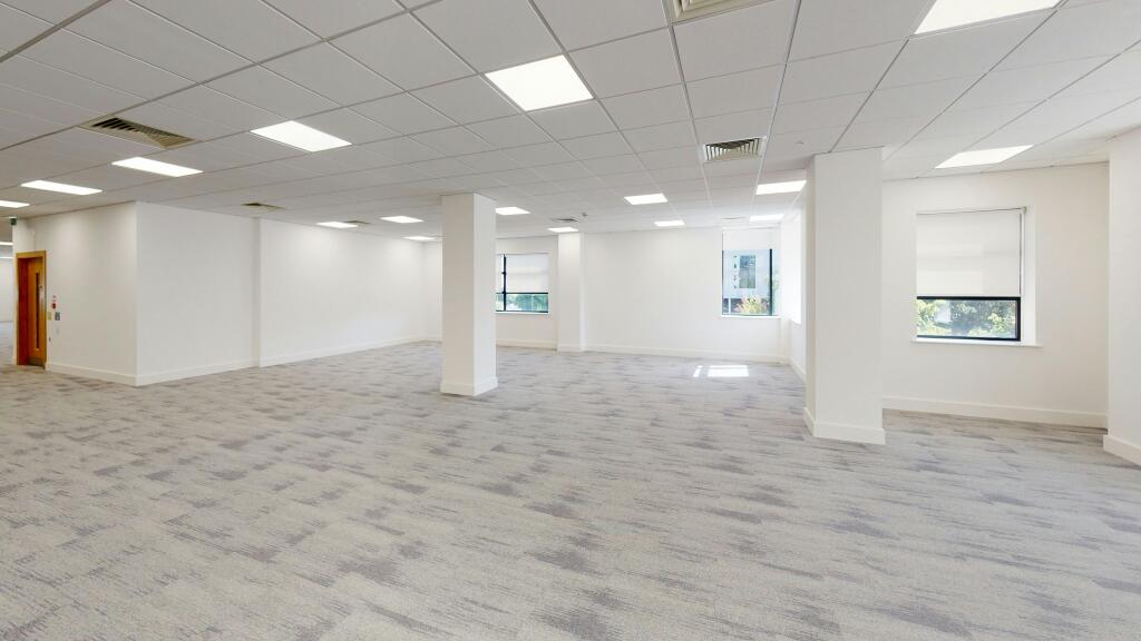 PHOTO 6 First Floor.jpg