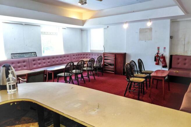 Abercarn Constitutional Club, Station Yd, Bridge Street, Abercarn, Newport, NP11 4SE