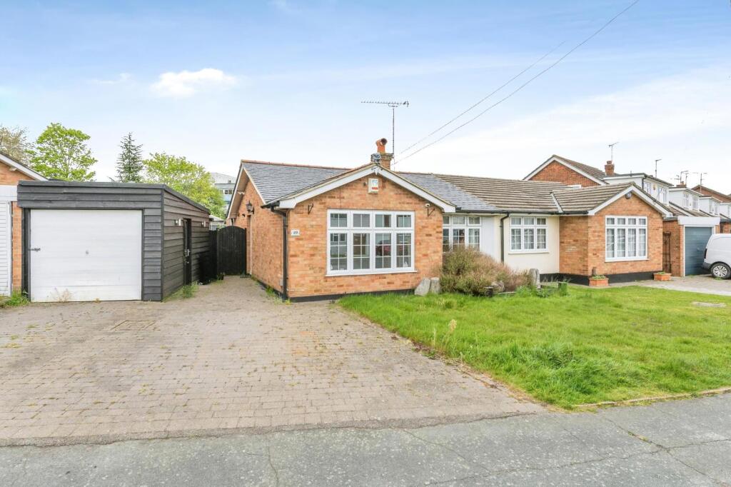 Main image of property: Beauchamps Drive, Wickford, Essex, SS11