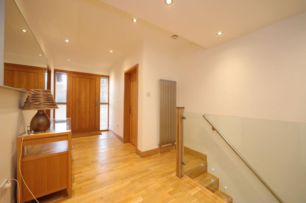 Gravelly Bank, Lightwood, ST3 photo 3