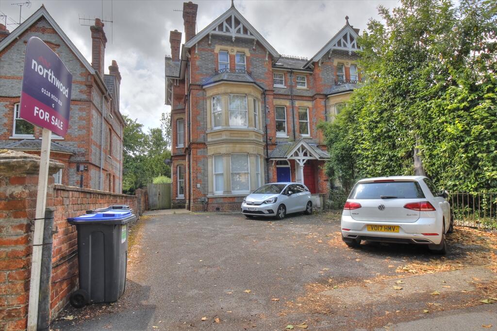 Main image of property: London Road, Reading, Reading, RG1
