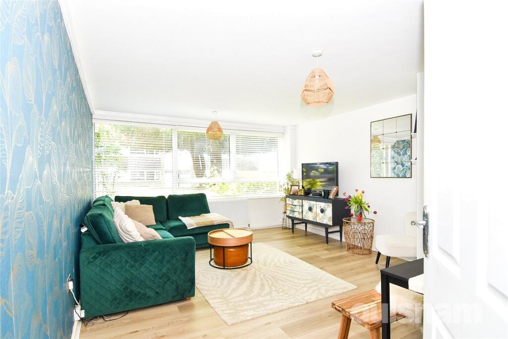 Pinehurst Drive, Kings Norton, Birmingham, West Midlands, B38 - View 3
