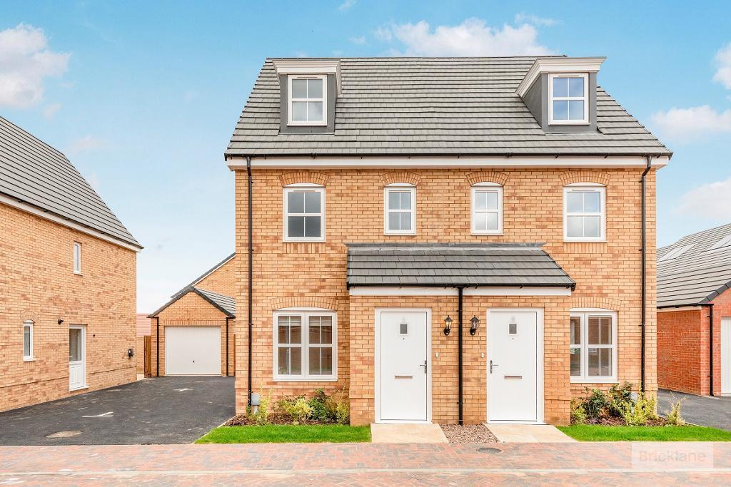 Main image of property: Maize Close, Overstone, Northamptonshire, NN6 0TH