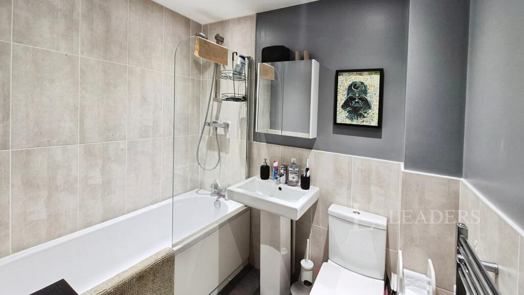 Wickham Road, Fareham, Hampshire - More