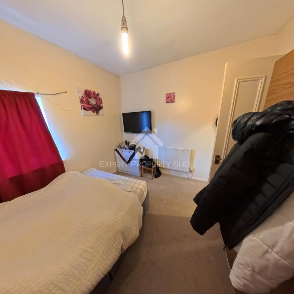 Main image of property: Vicars Walk, Worksop