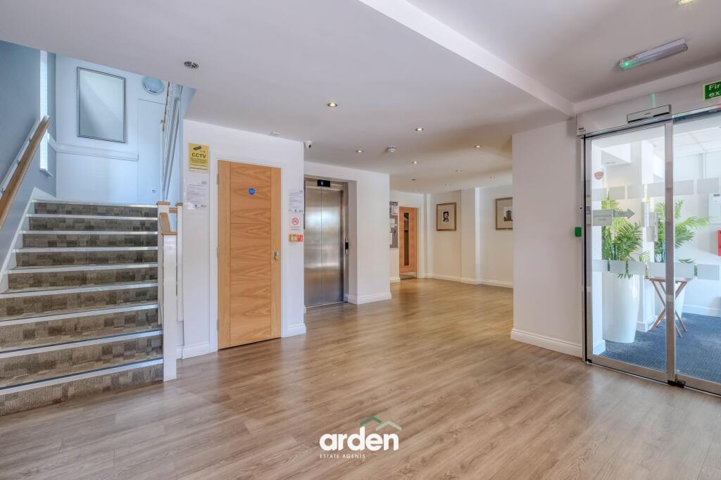 Berrington Close, Ipsley, B98 photo 4