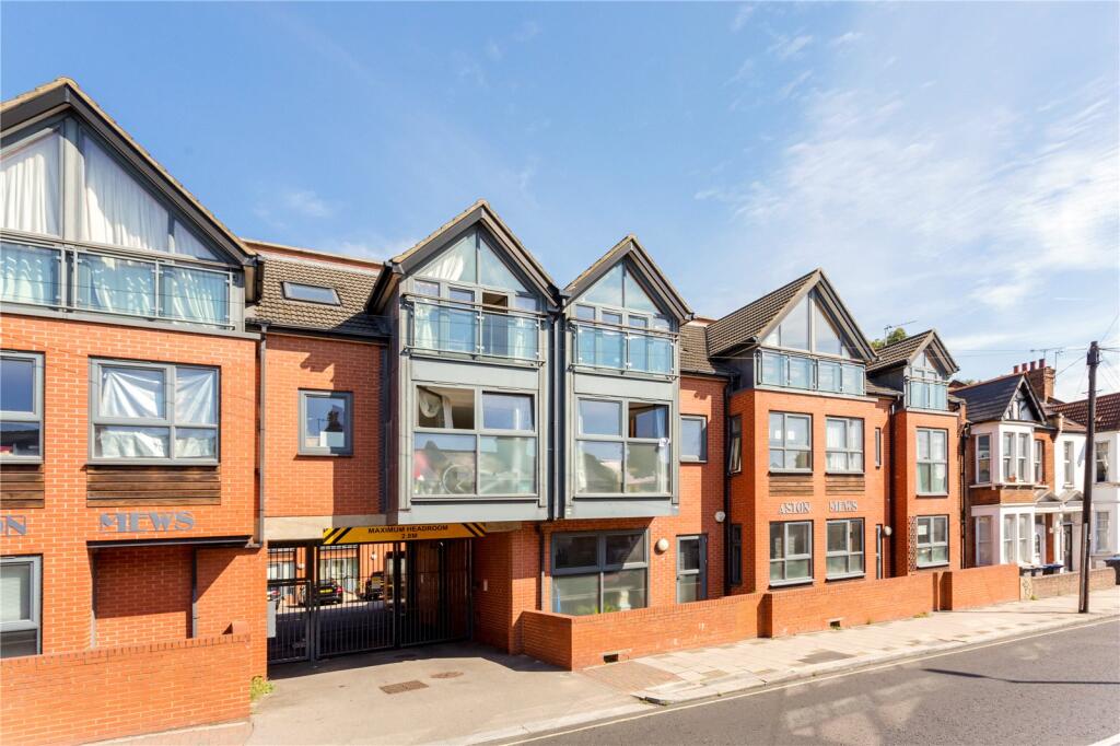 Main image of property: Kilburn Lane, London, W10