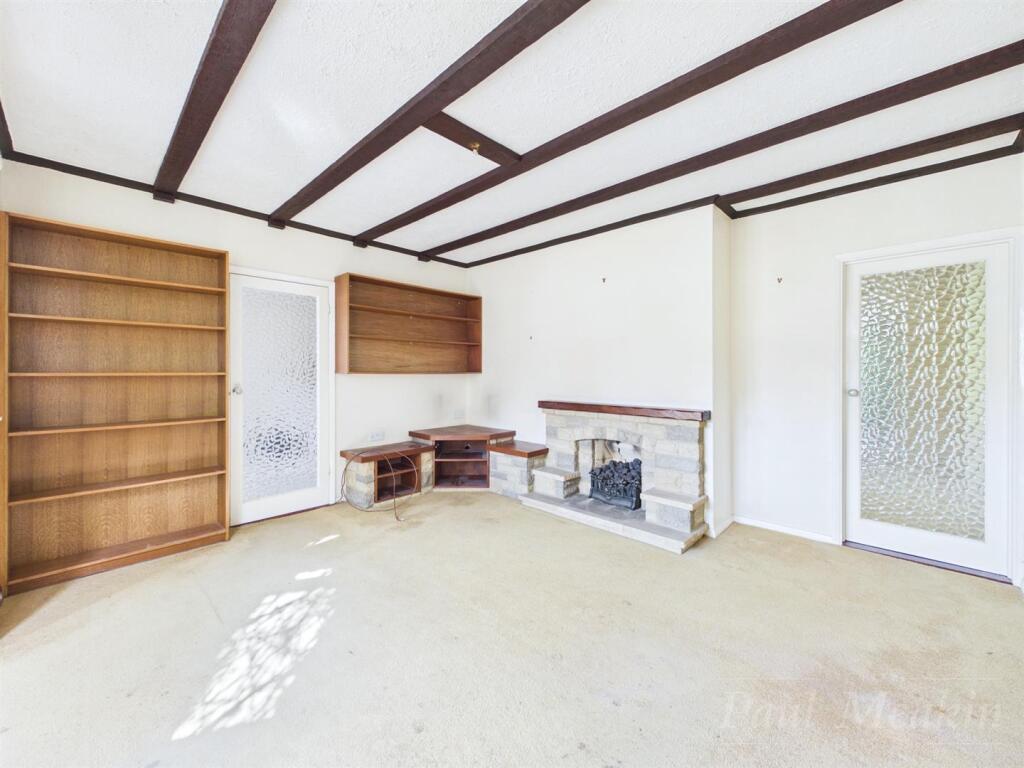 Leighton Gardens, South Croydon photo 3