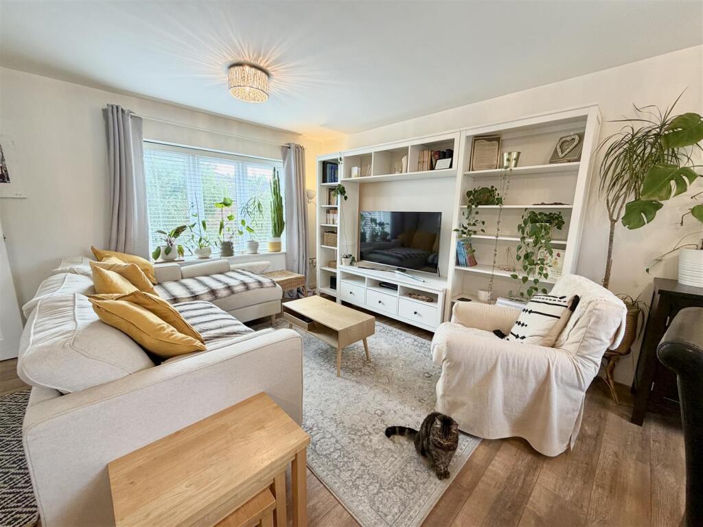 House in Trafford, Greater Manchester - View 5