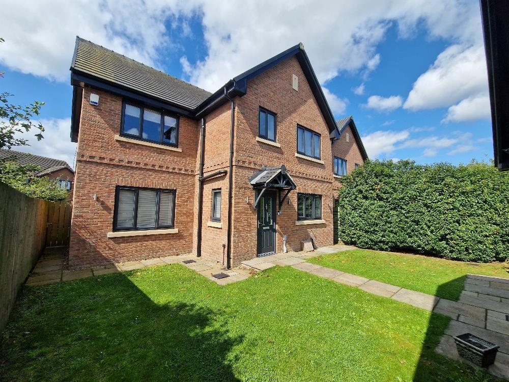 House in Crewe - View 2