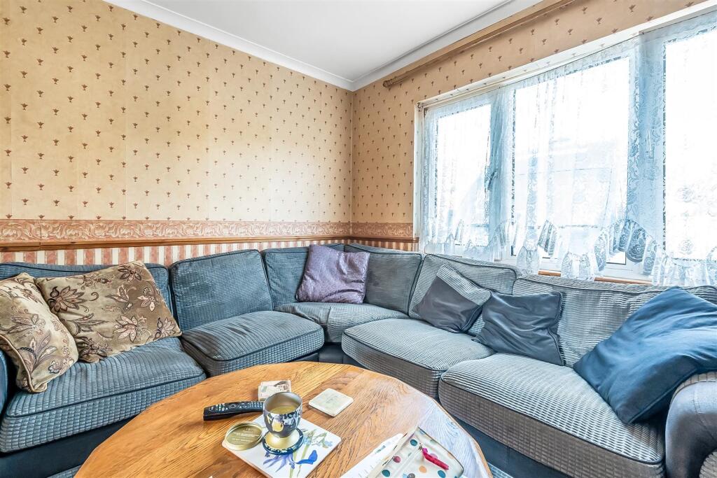 House in Oxted, Holland - More