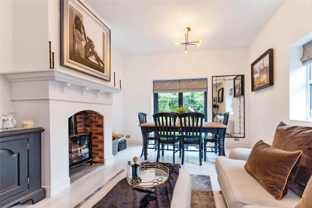 House in Egglescliffe, Kingsmead - View 4