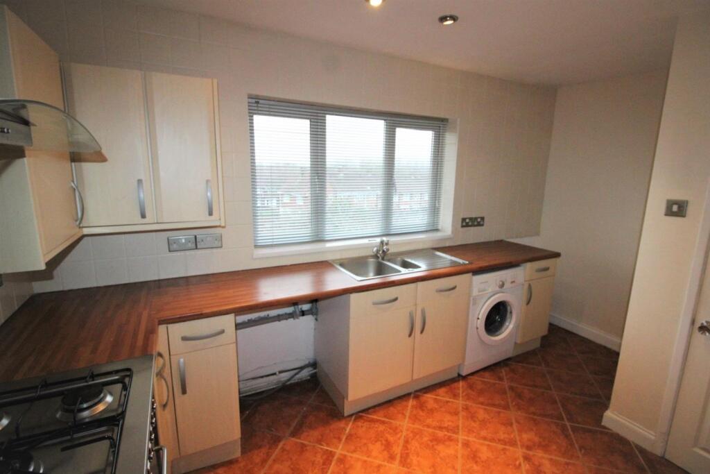 Campbell Court, Stockton photo 5