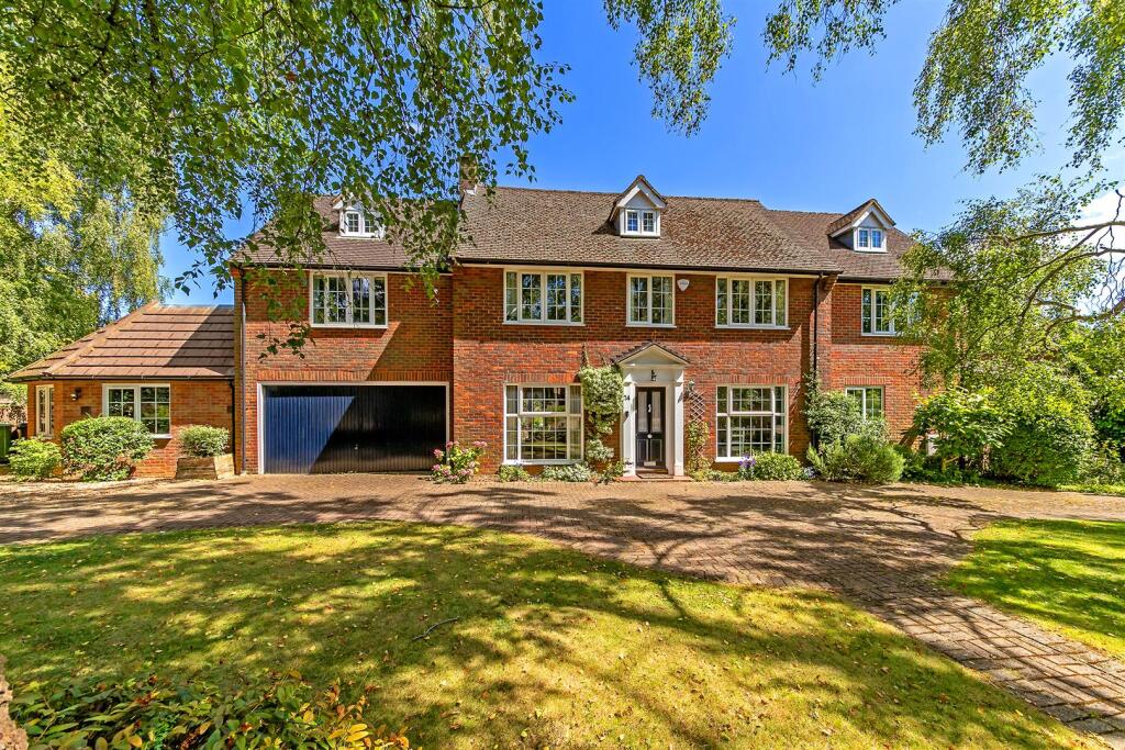 Main image of property: The Park, St. Albans