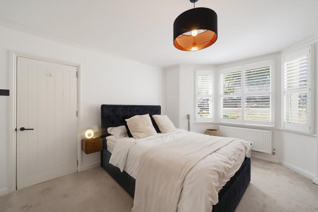 Apartment in London - View 4