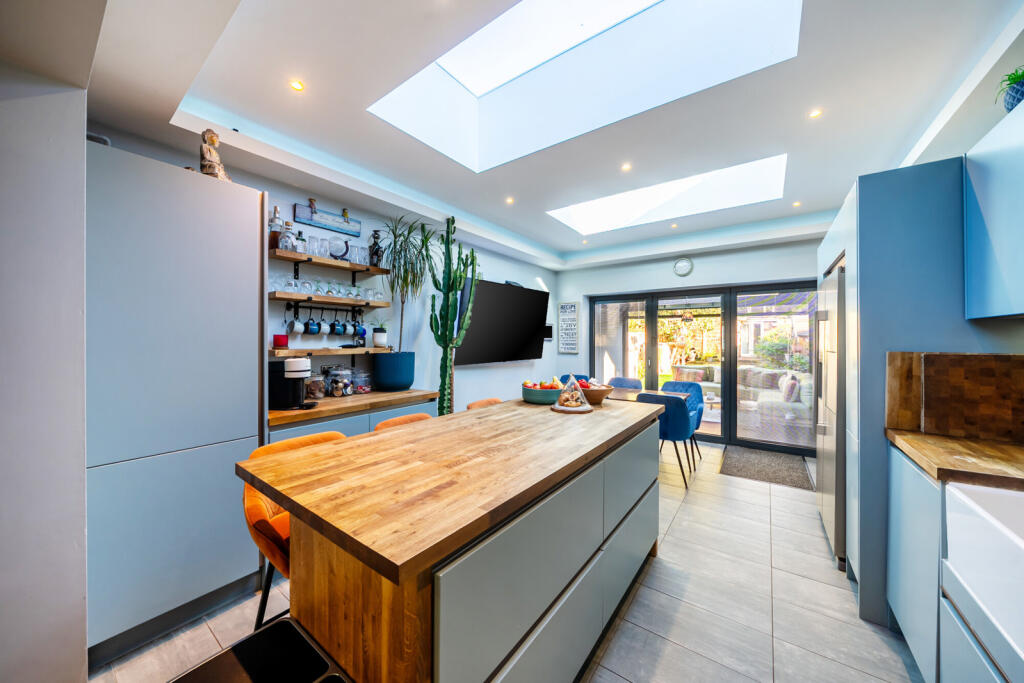 3-bed terraced on Eltham Palace Road, London, £495,000