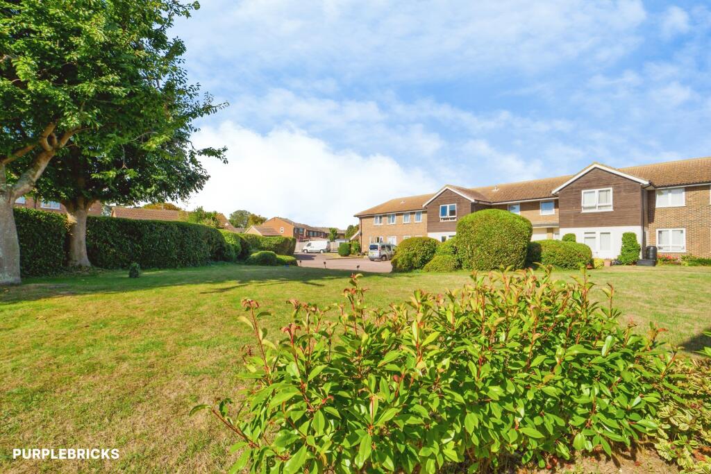 Apartment in Canterbury - View 4