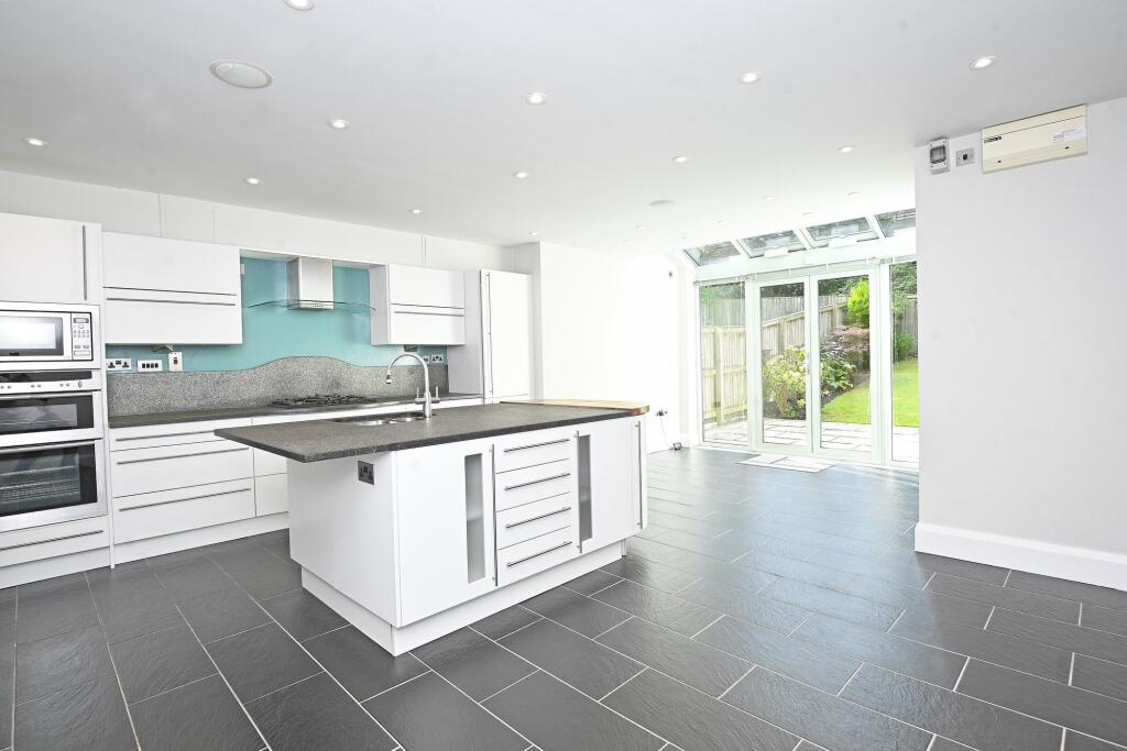 House in Harrogate - View 2