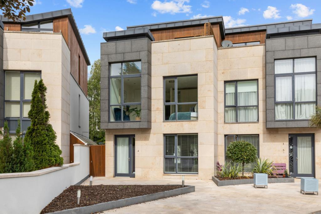 Main image of property: 4 Longwood, Wynnsward Park, Clonskeagh, Dublin
